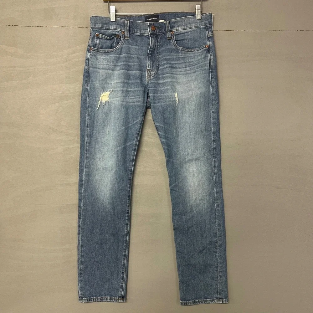 J Crew Jeans Mens 32x30 Straight Leg Blue Denim Distressed Medium‎ Wash
